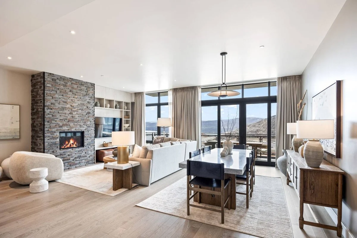 Wander Midway Valley