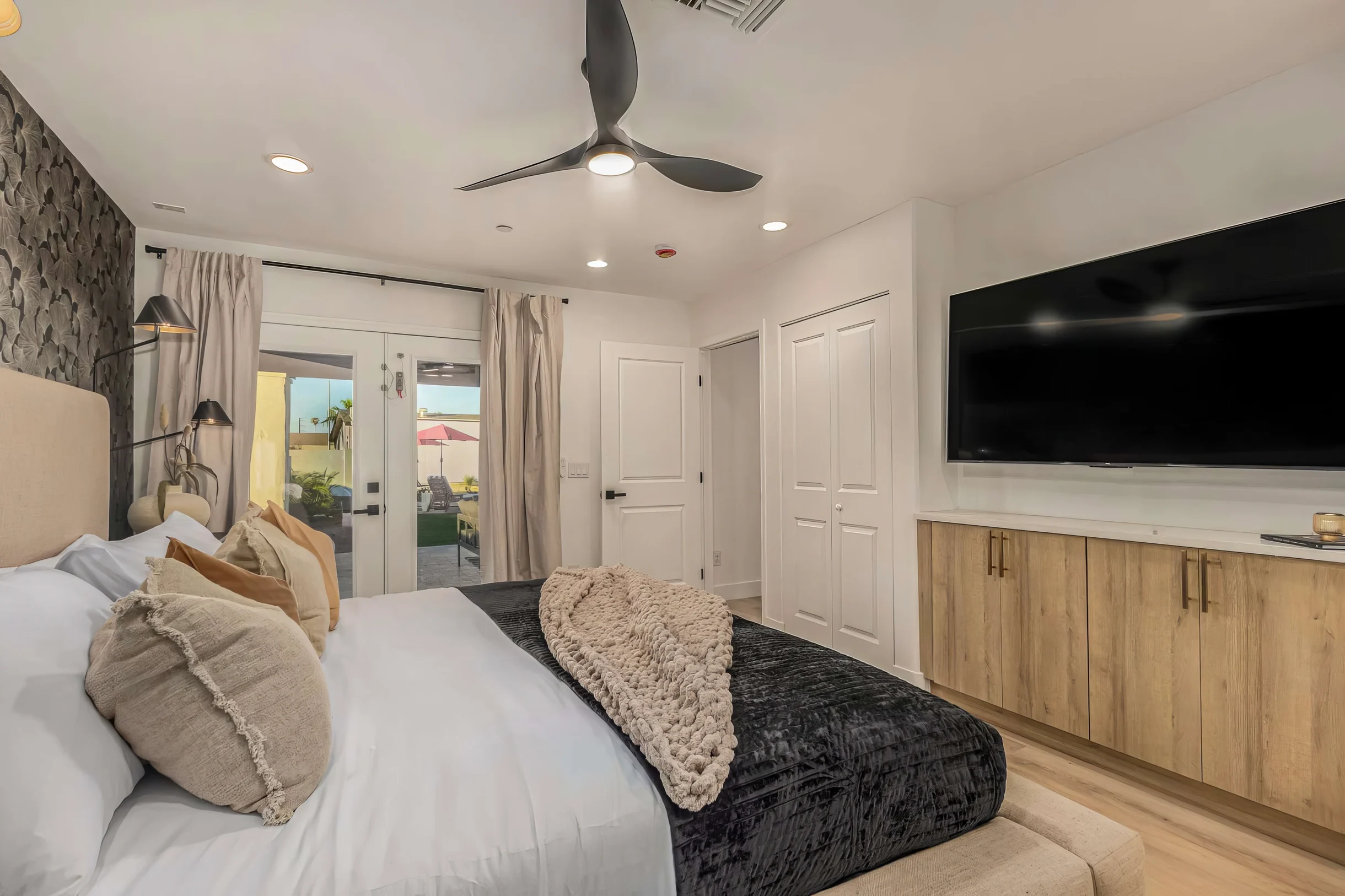 Wander Scottsdale Sky #25