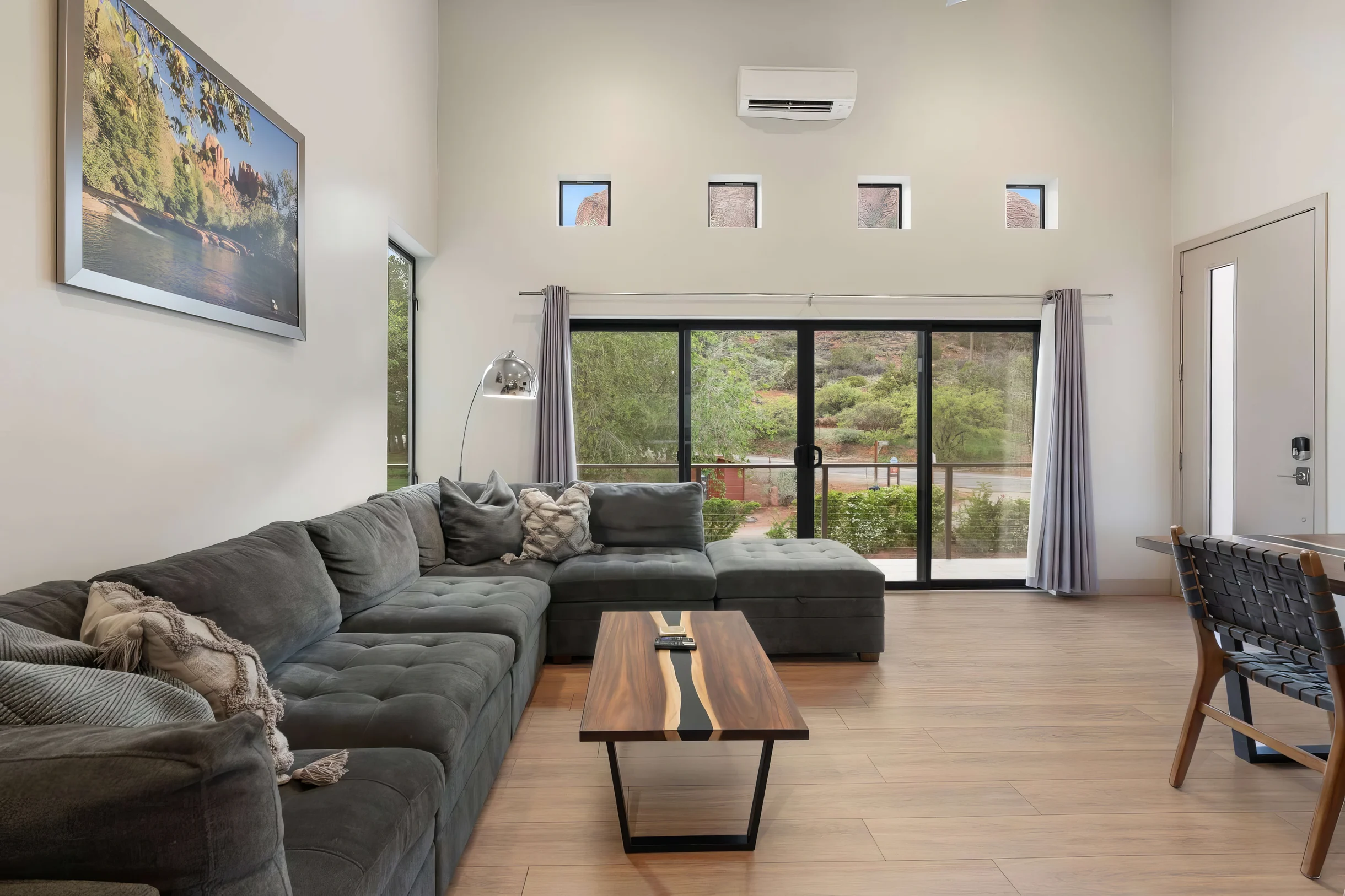 Wander Sedona Redrock Vista #8