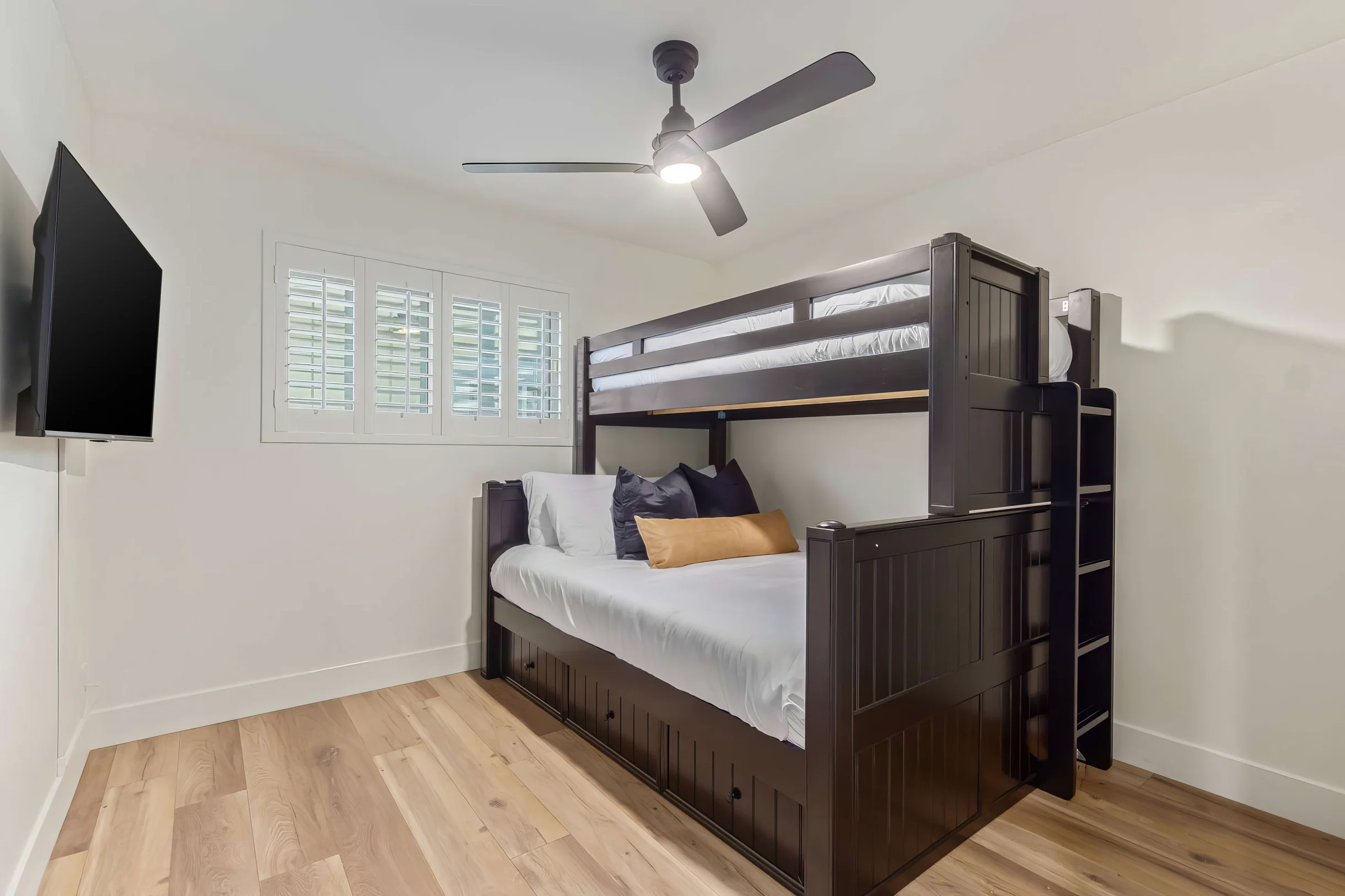 Wander Scottsdale Golden #25