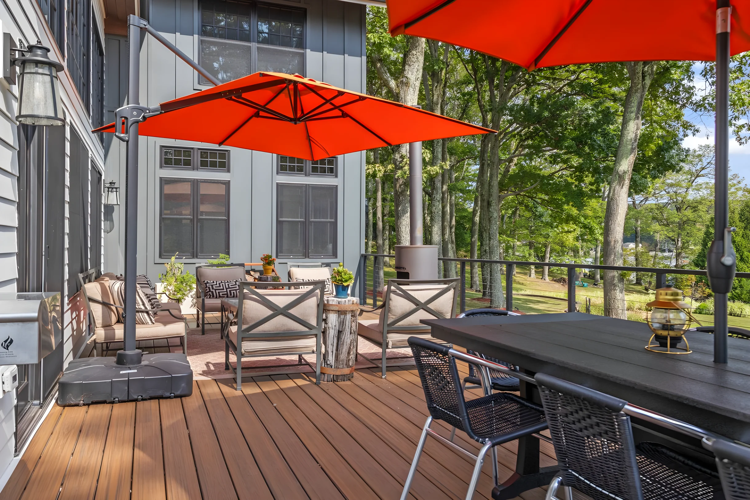 Lake Front • Private Beach • Deck & Dock • Golf #45