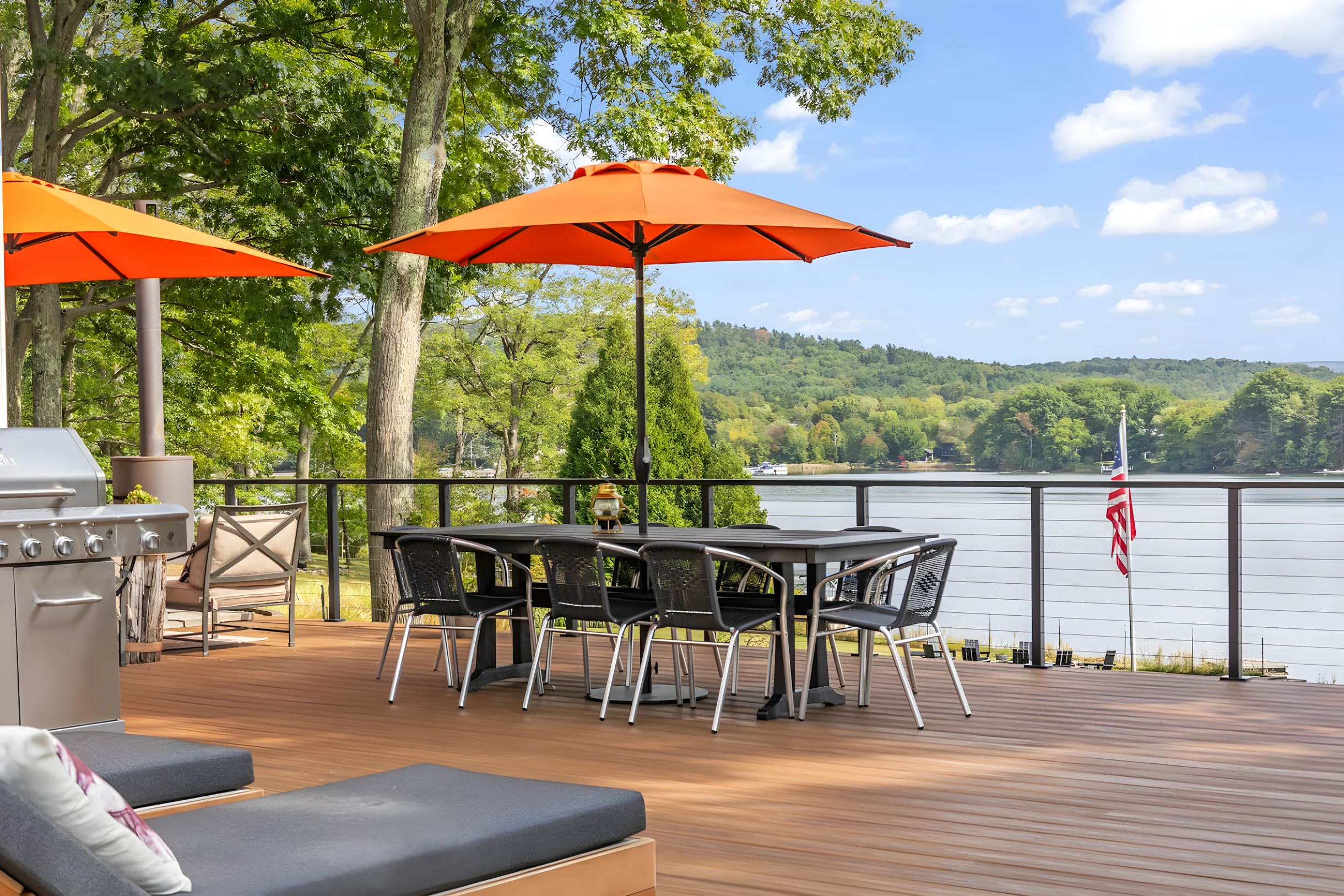 Lake Front • Private Beach • Deck & Dock • Golf #37