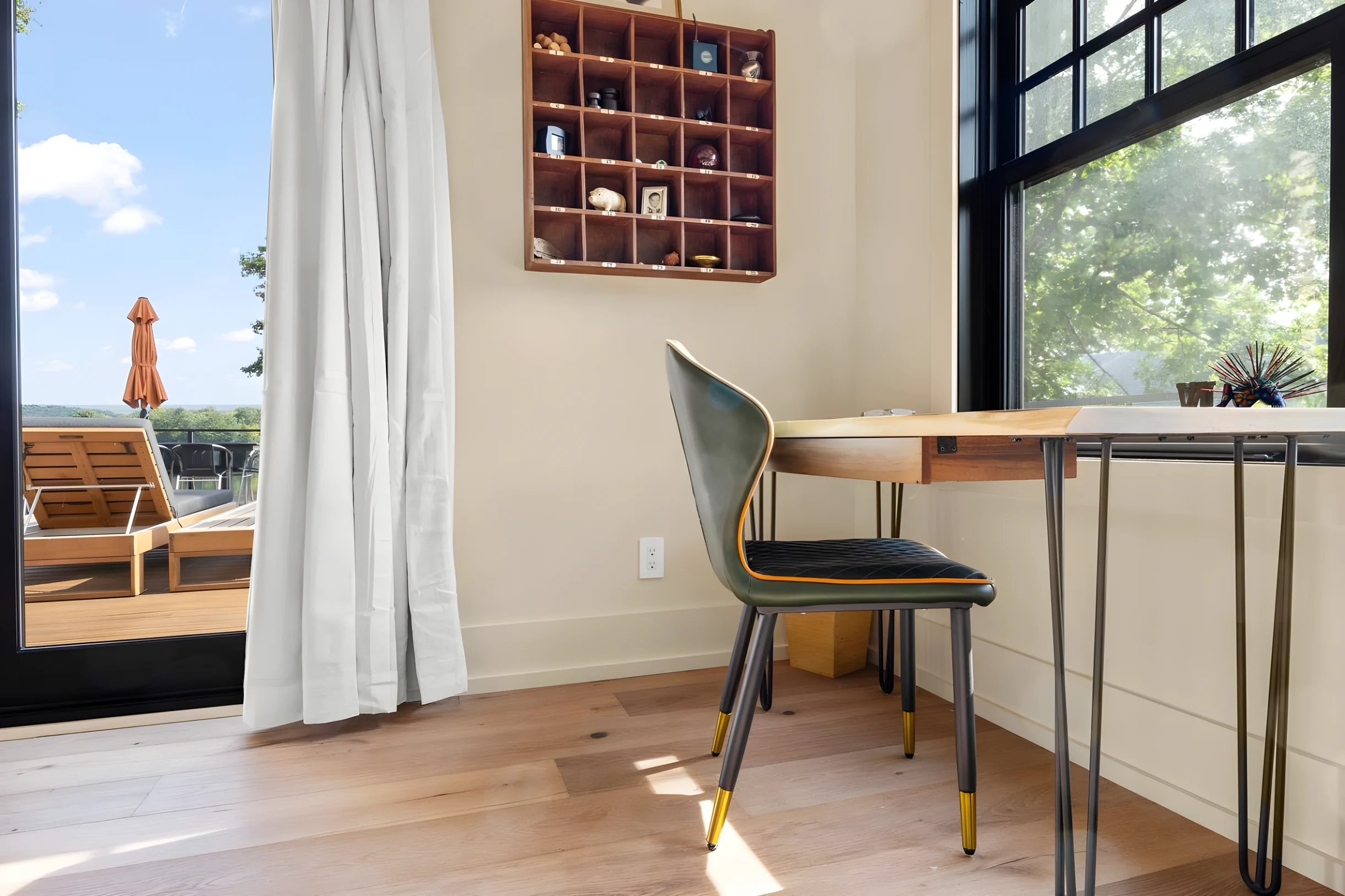 Lake Front • Private Beach • Deck & Dock • Golf #39