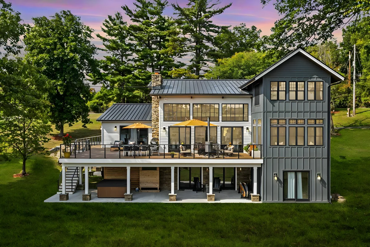 Lake Front • Private Beach • Deck & Dock • Golf