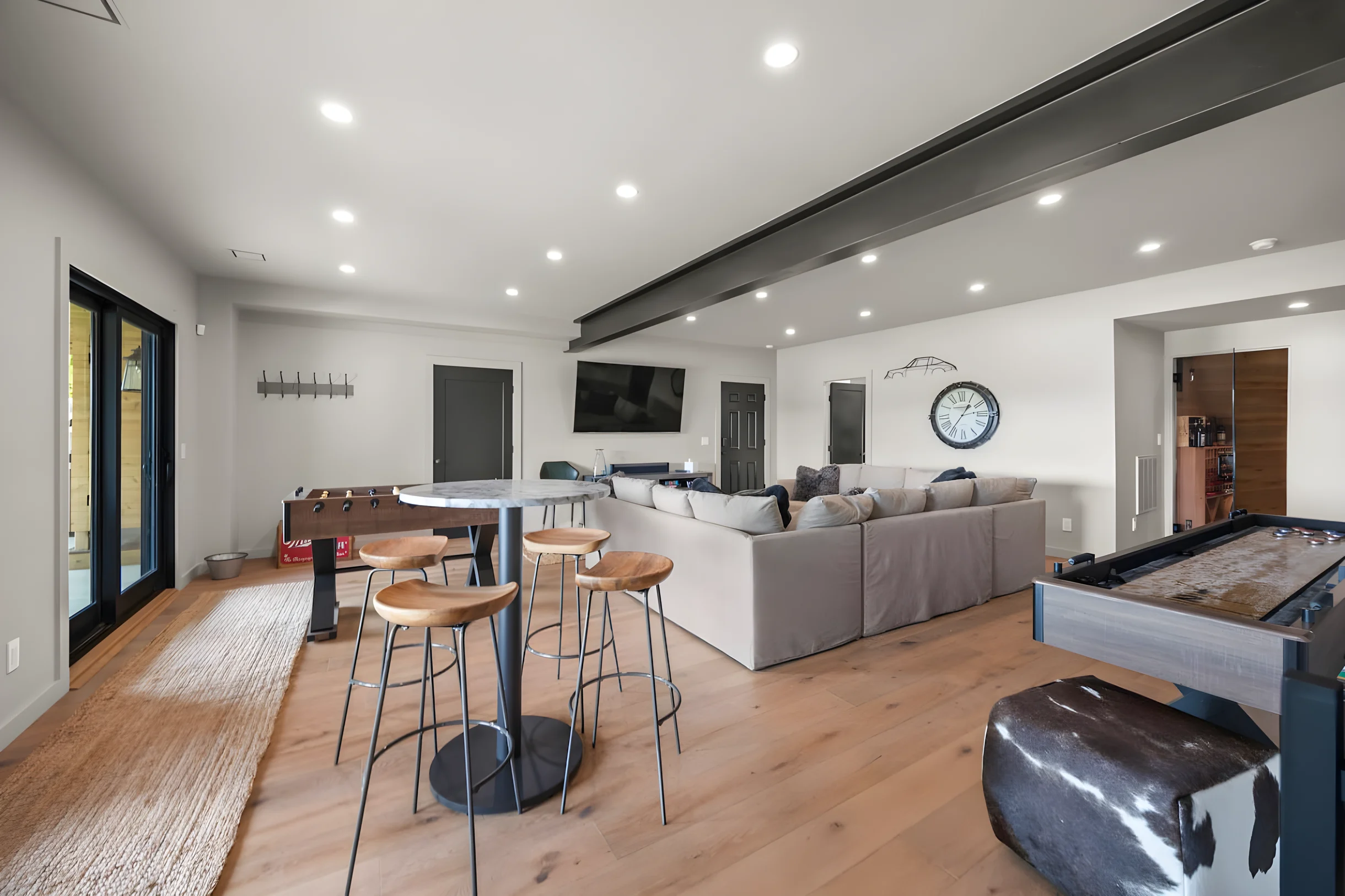 Lake Front • Private Beach • Deck & Dock • Golf #40