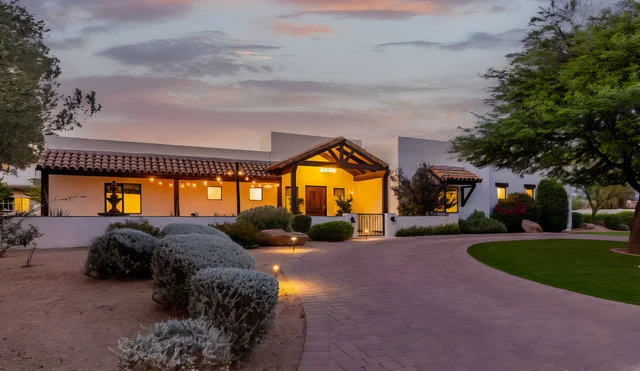 Wander Glendale Oasis #4