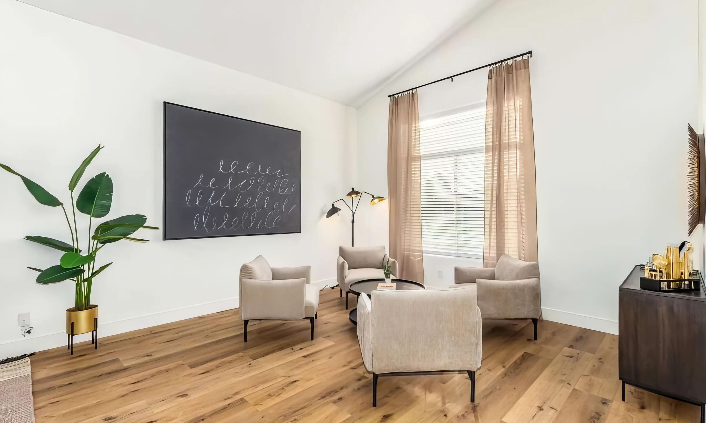 Wander Glendale Oasis #37