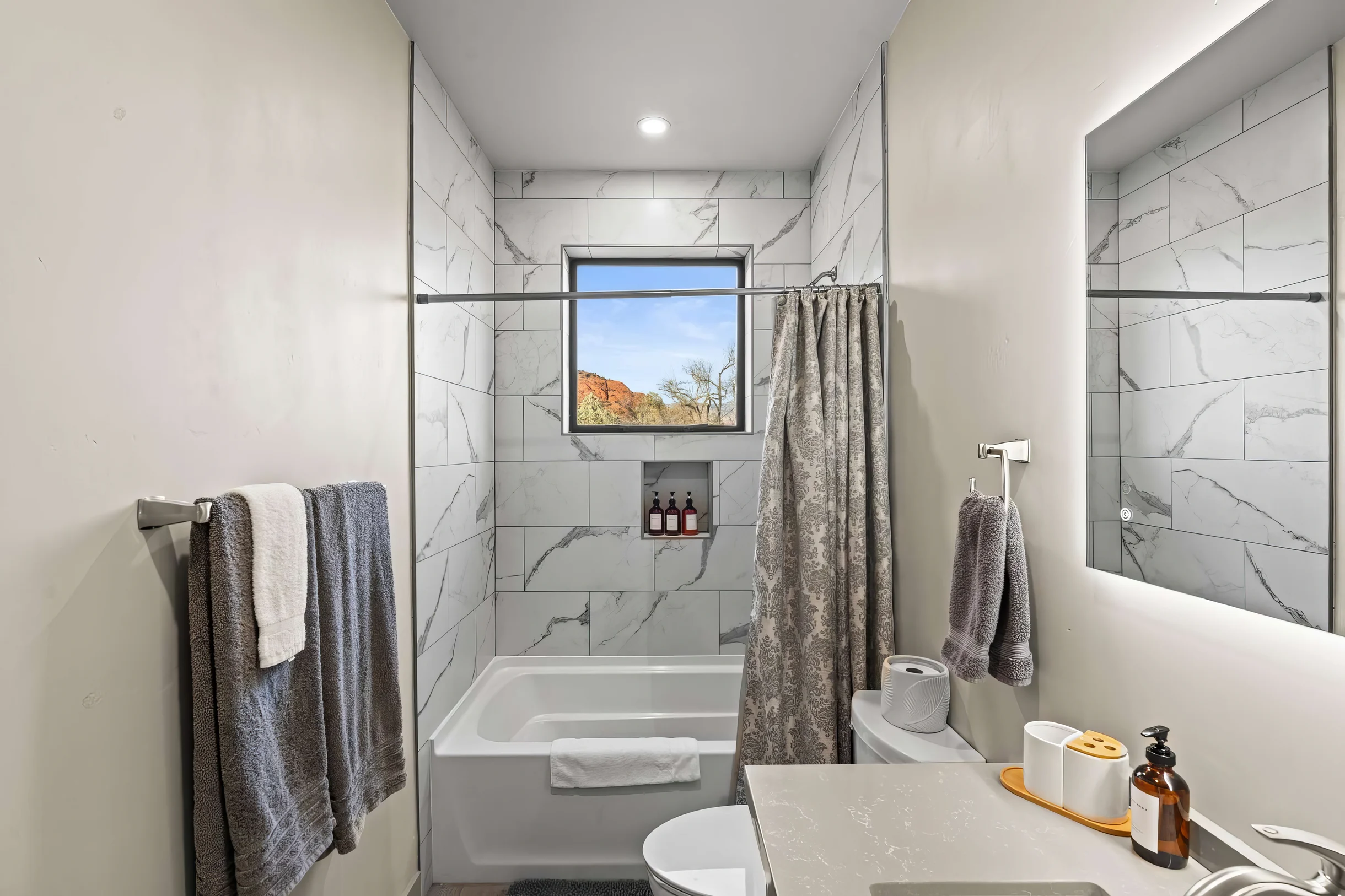 Wander Sedona Glow #23