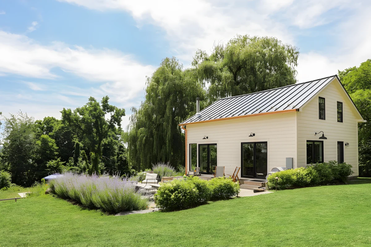 Farmhouse • Secluded • Under 10 mins to Hudson NY