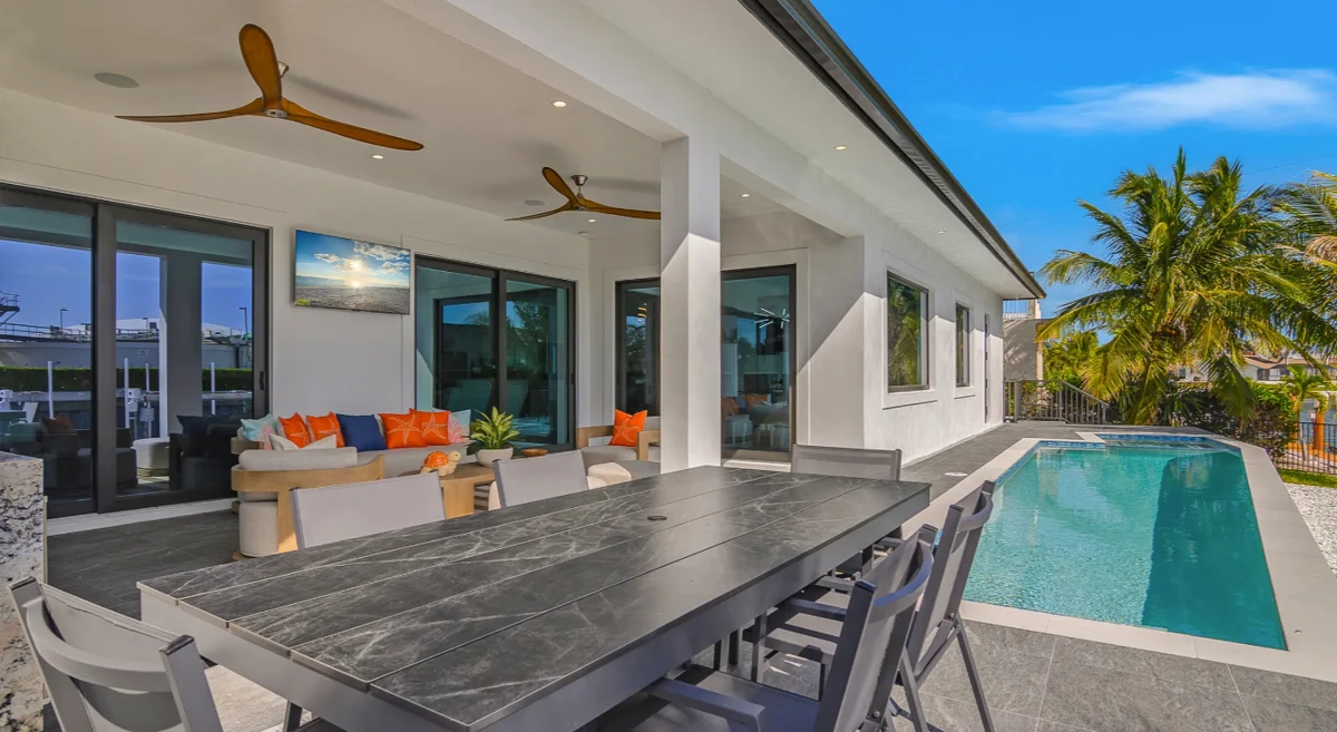 Marco Luxe Retreat / Waterfront #20