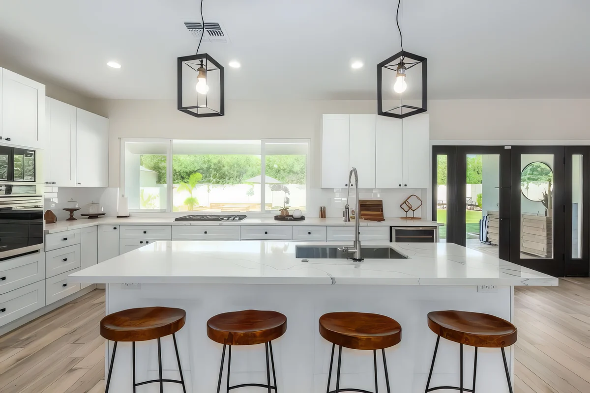 Wander Phoenix Desert Bloom