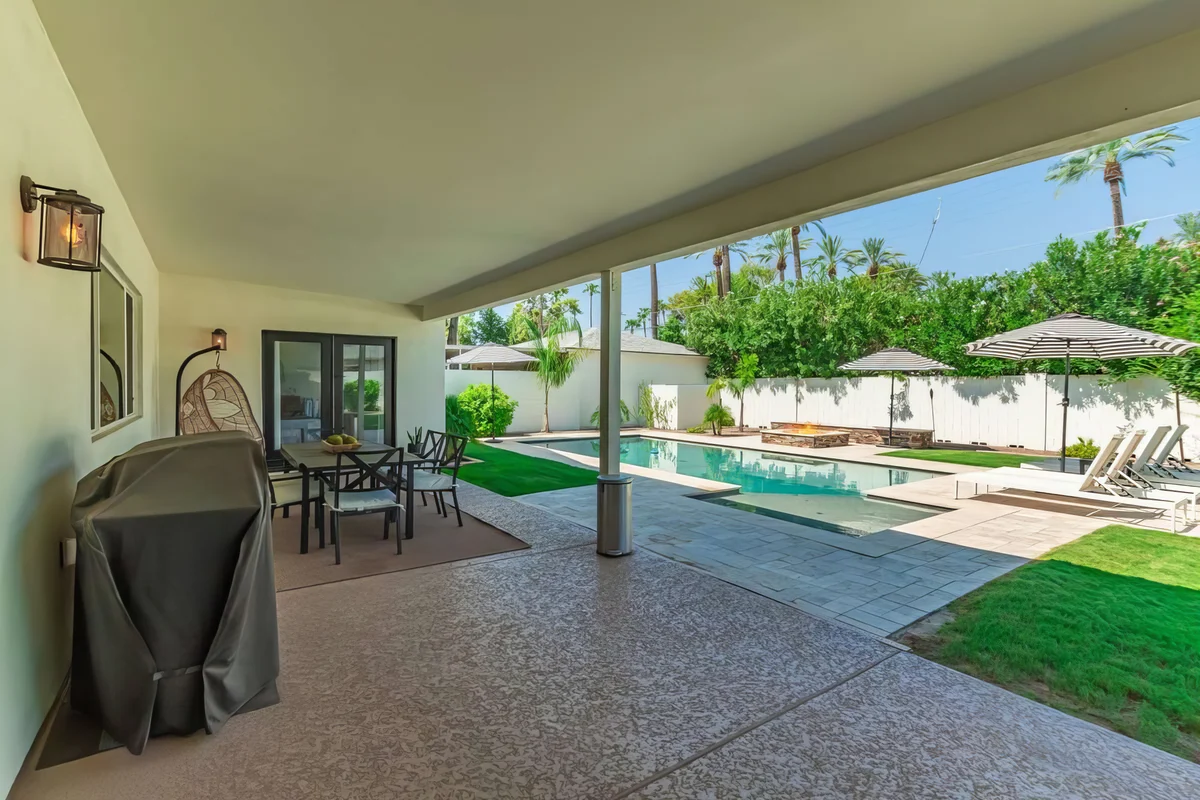 Wander Phoenix Desert Bloom