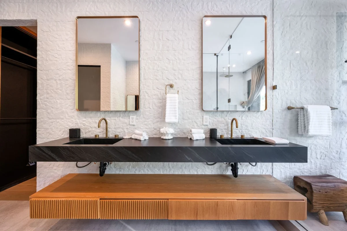 Wander Beverly Hills Trousdale