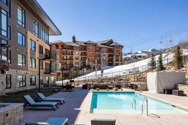 Wander Park City Glow #2