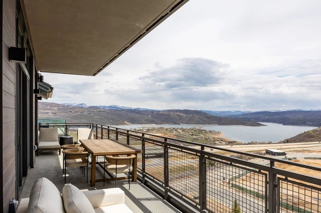 Wander Midway Valley #3