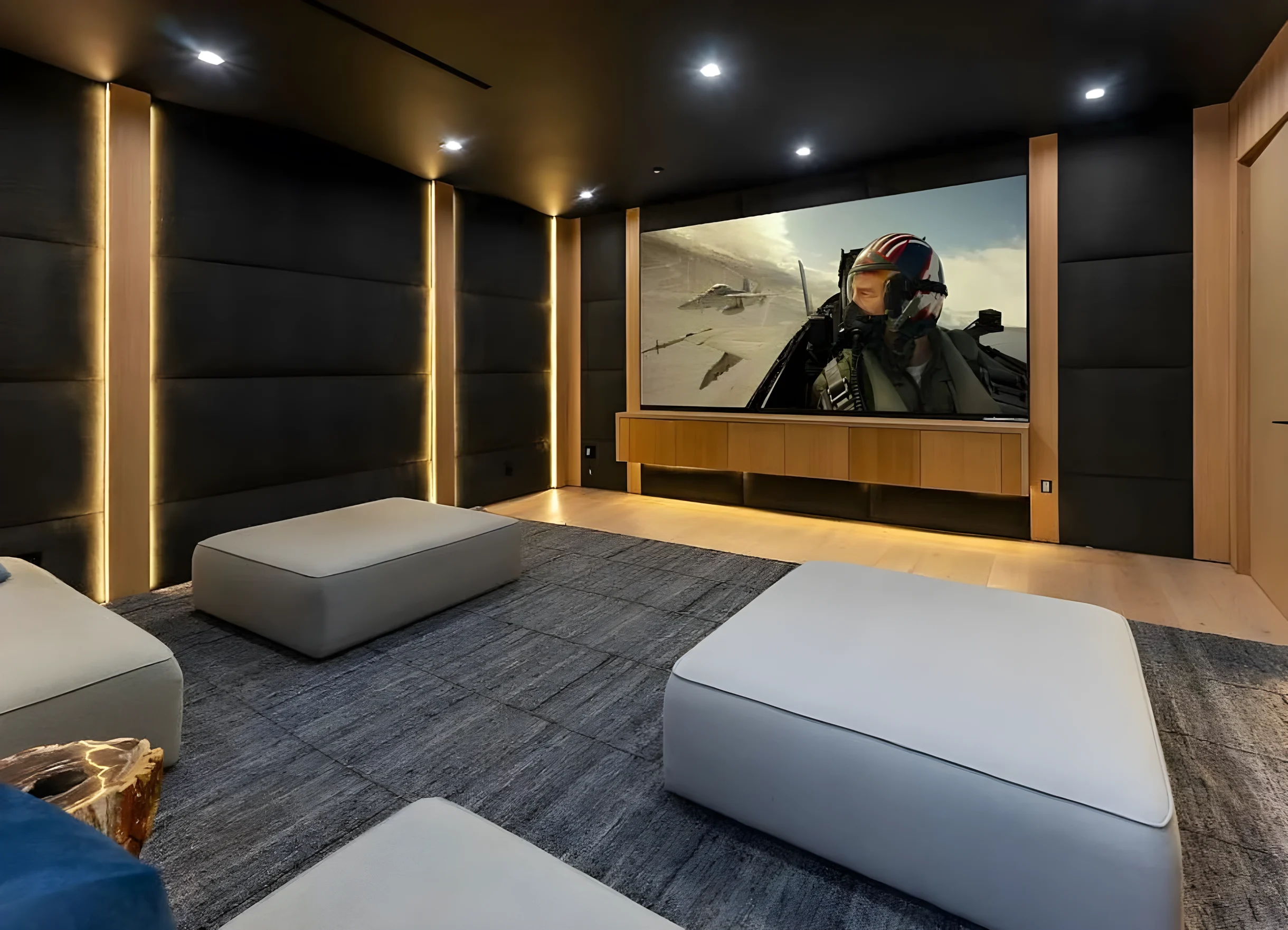 Luxurious Malibu 6BR Estate | Pool, Theatre, Views #41