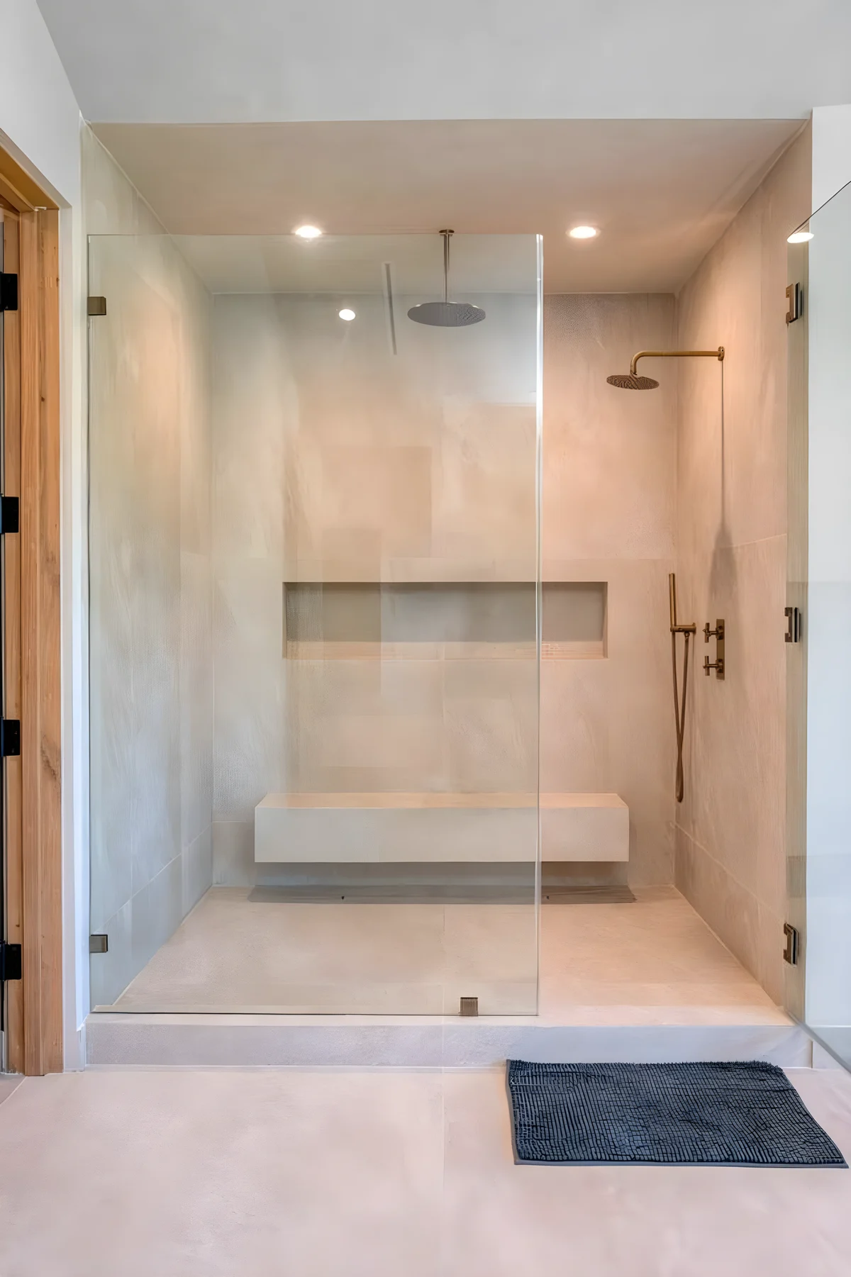 Wander Los Angeles Oakwood