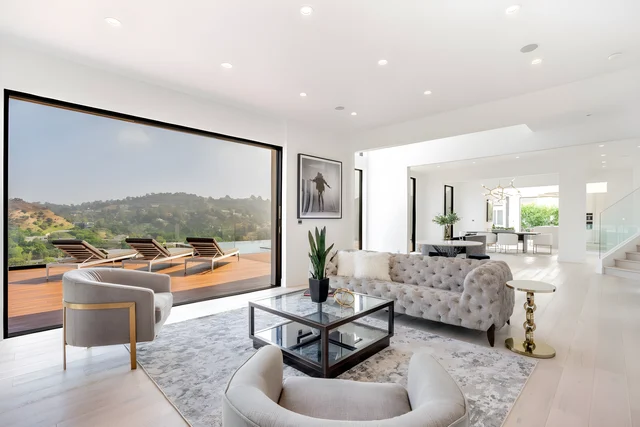 Wander Hollywood Peaks #3