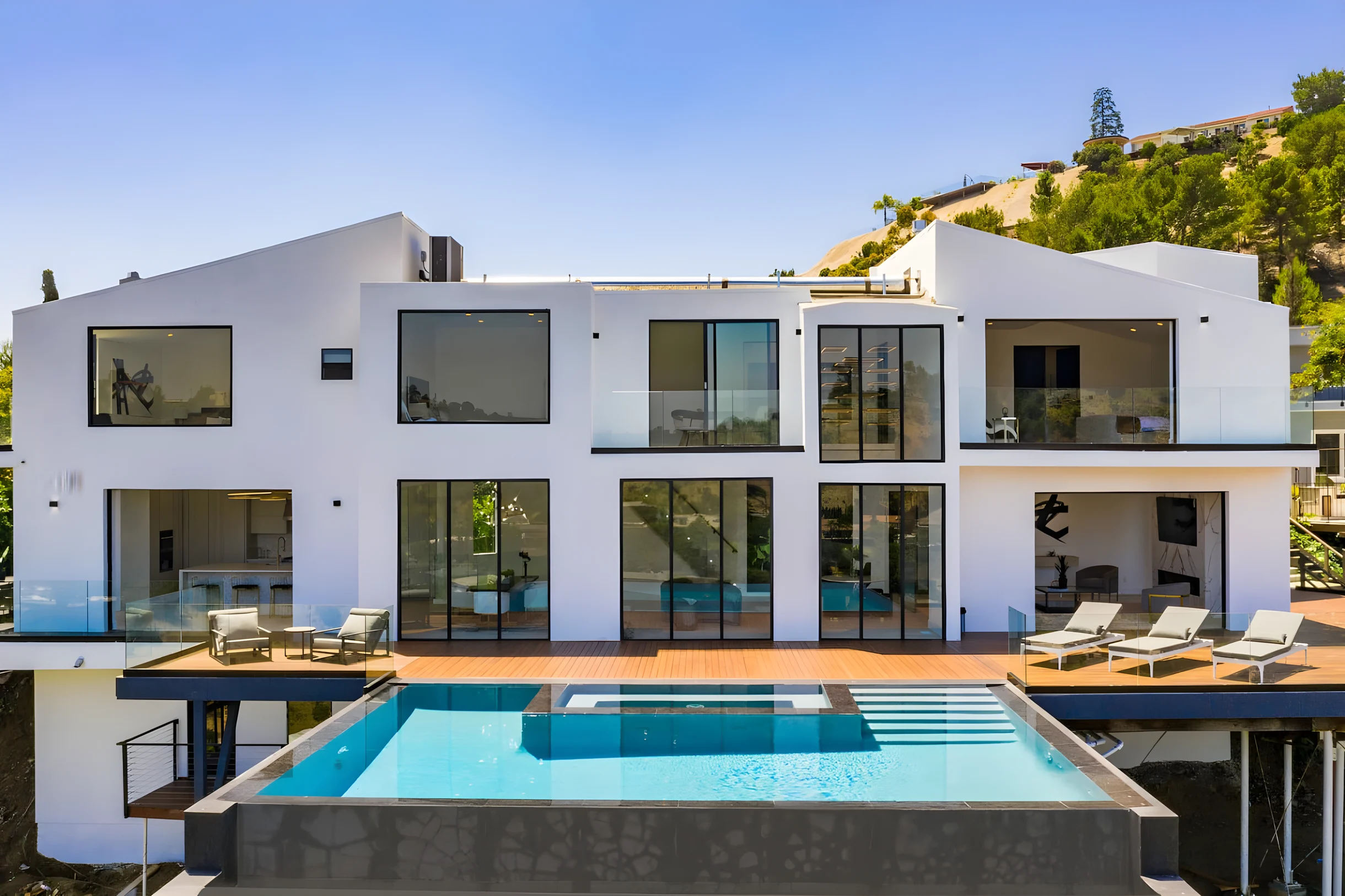 Wander Hollywood Peaks #1