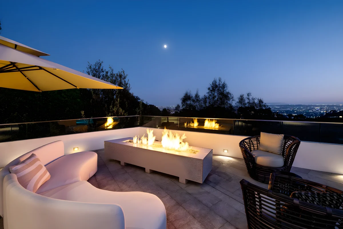 Wander Hollywood Hills Panorama