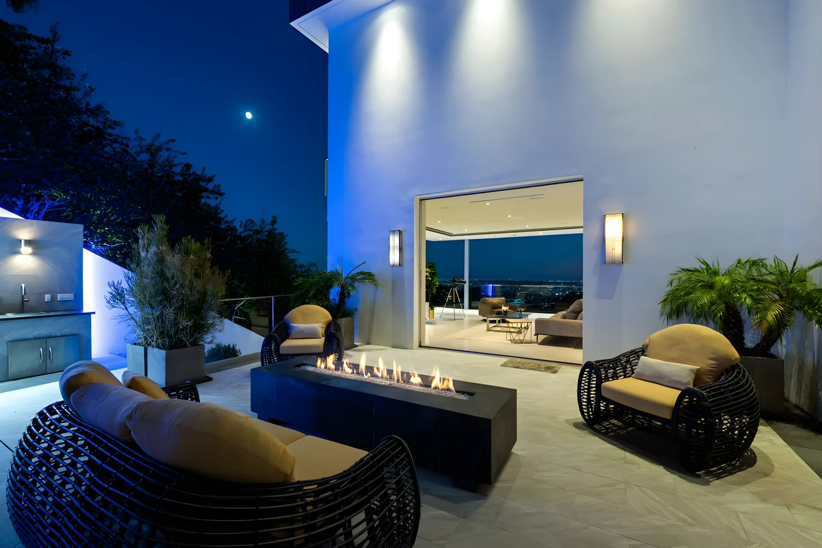 Wander Hollywood Hills Panorama