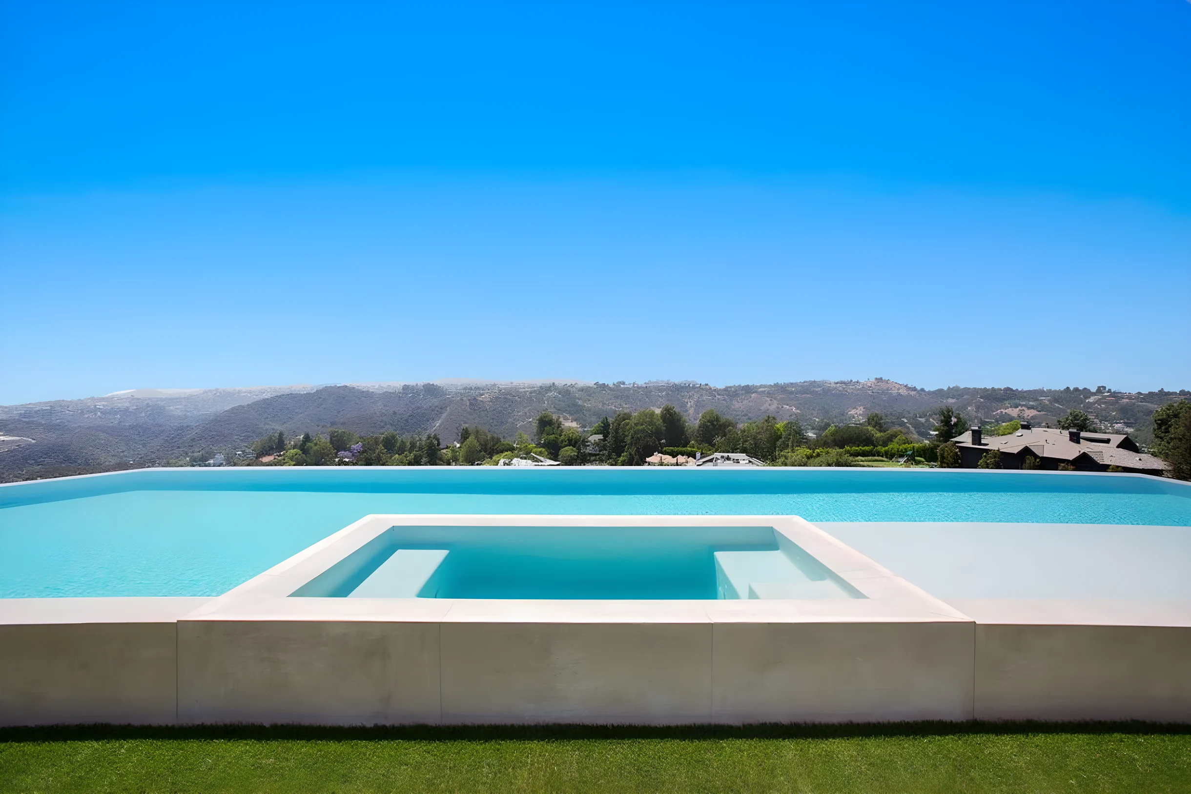 Ultra-Luxurious BH Estate | Pool, Theatre, Views #65