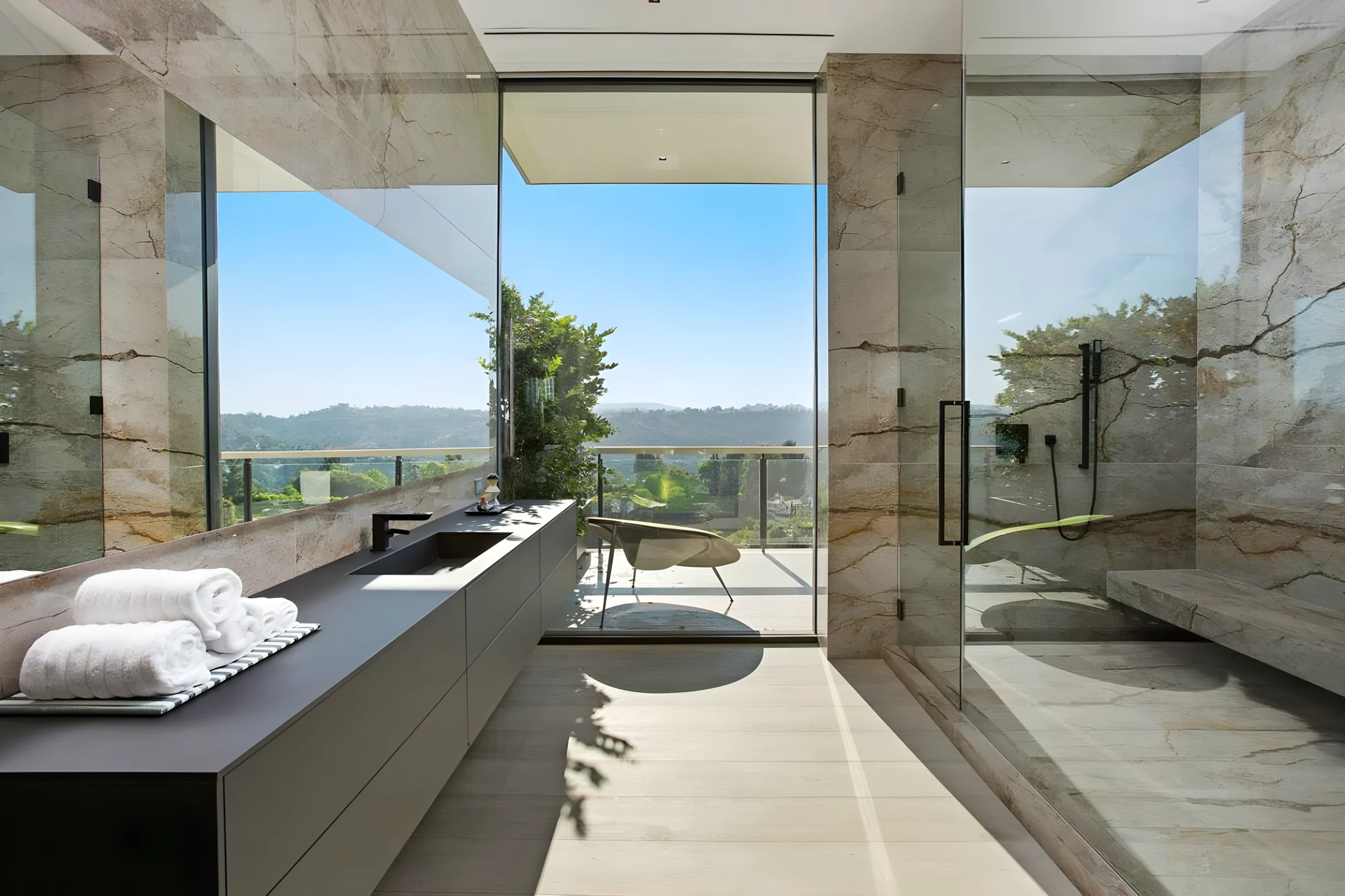 Ultra-Luxurious BH Estate | Pool, Theatre, Views #19