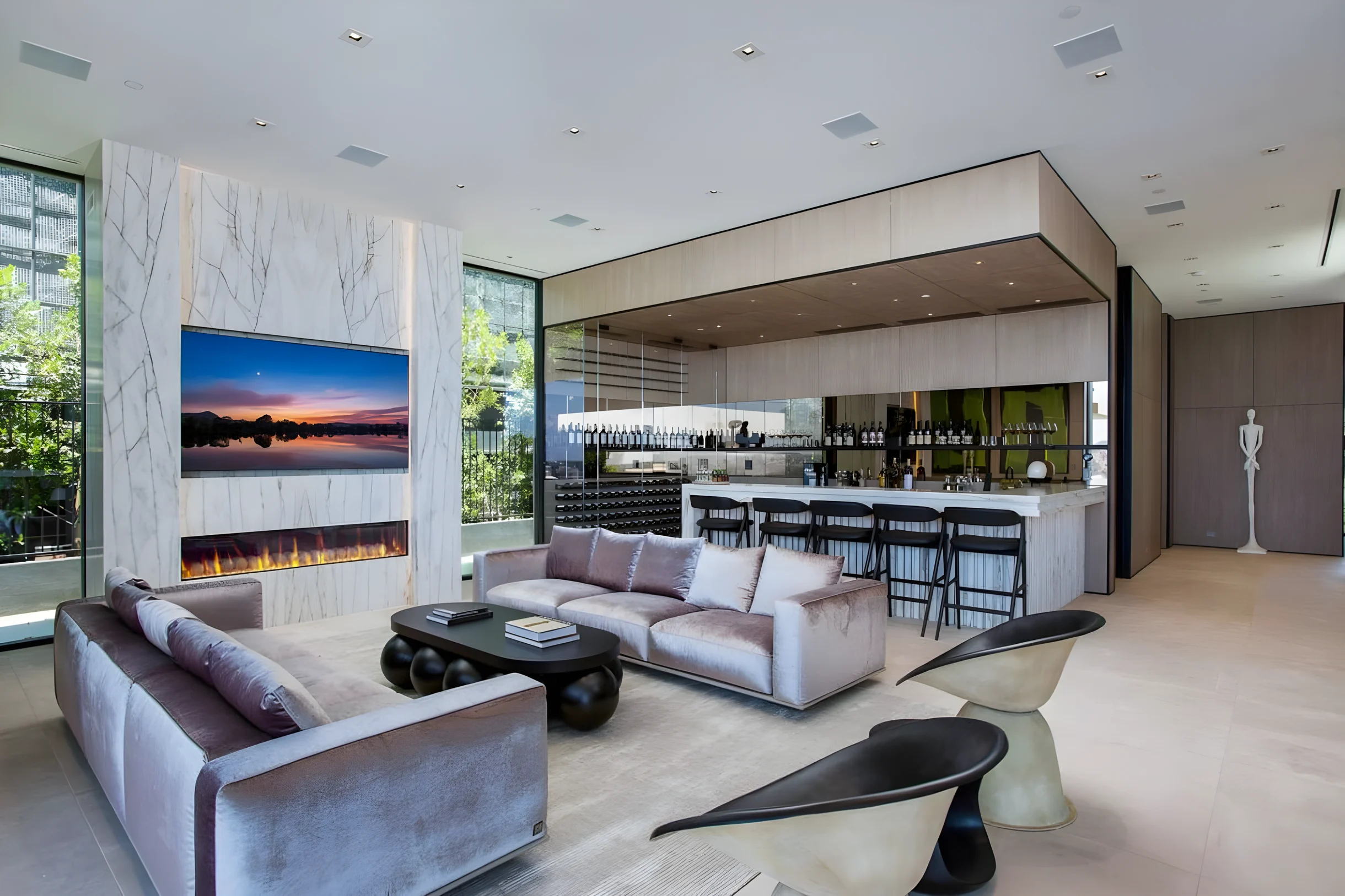 Ultra-Luxurious BH Estate | Pool, Theatre, Views #70