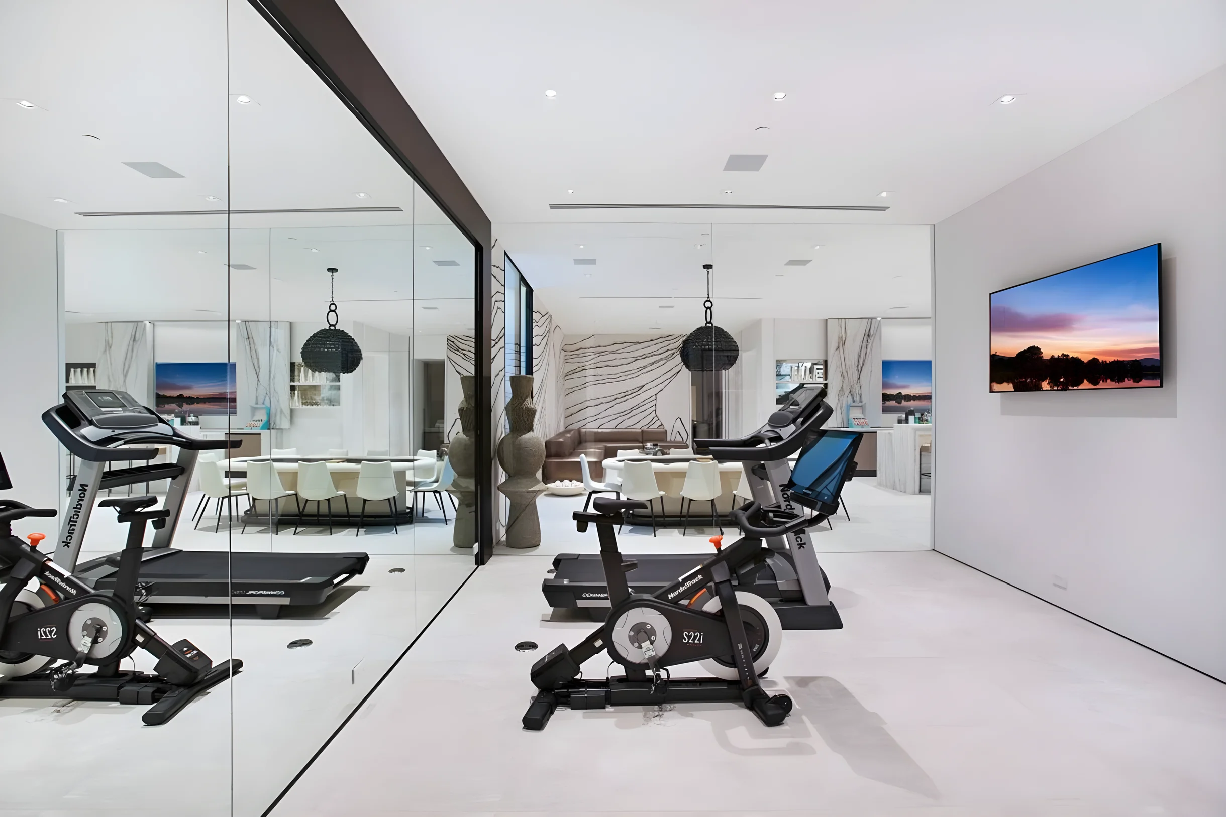 Ultra-Luxurious BH Estate | Pool, Theatre, Views #23