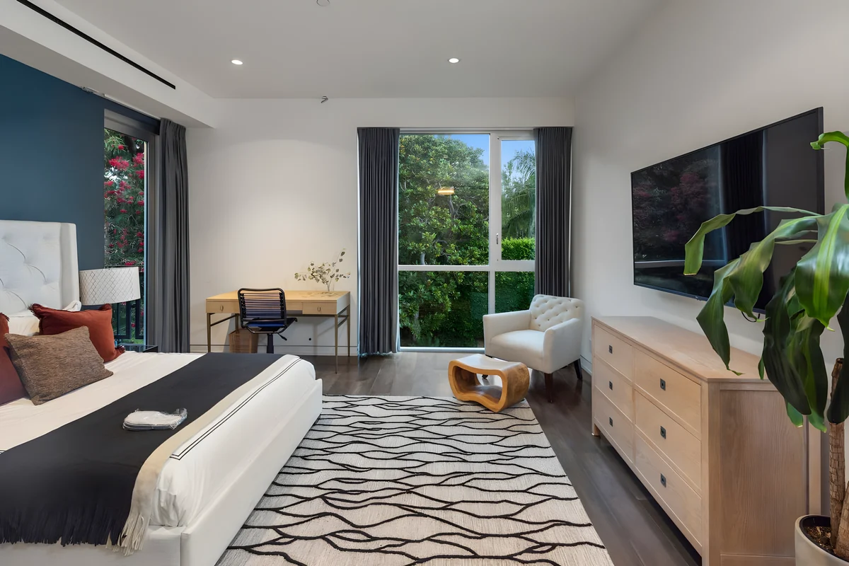 Wander West Hollywood Sunset