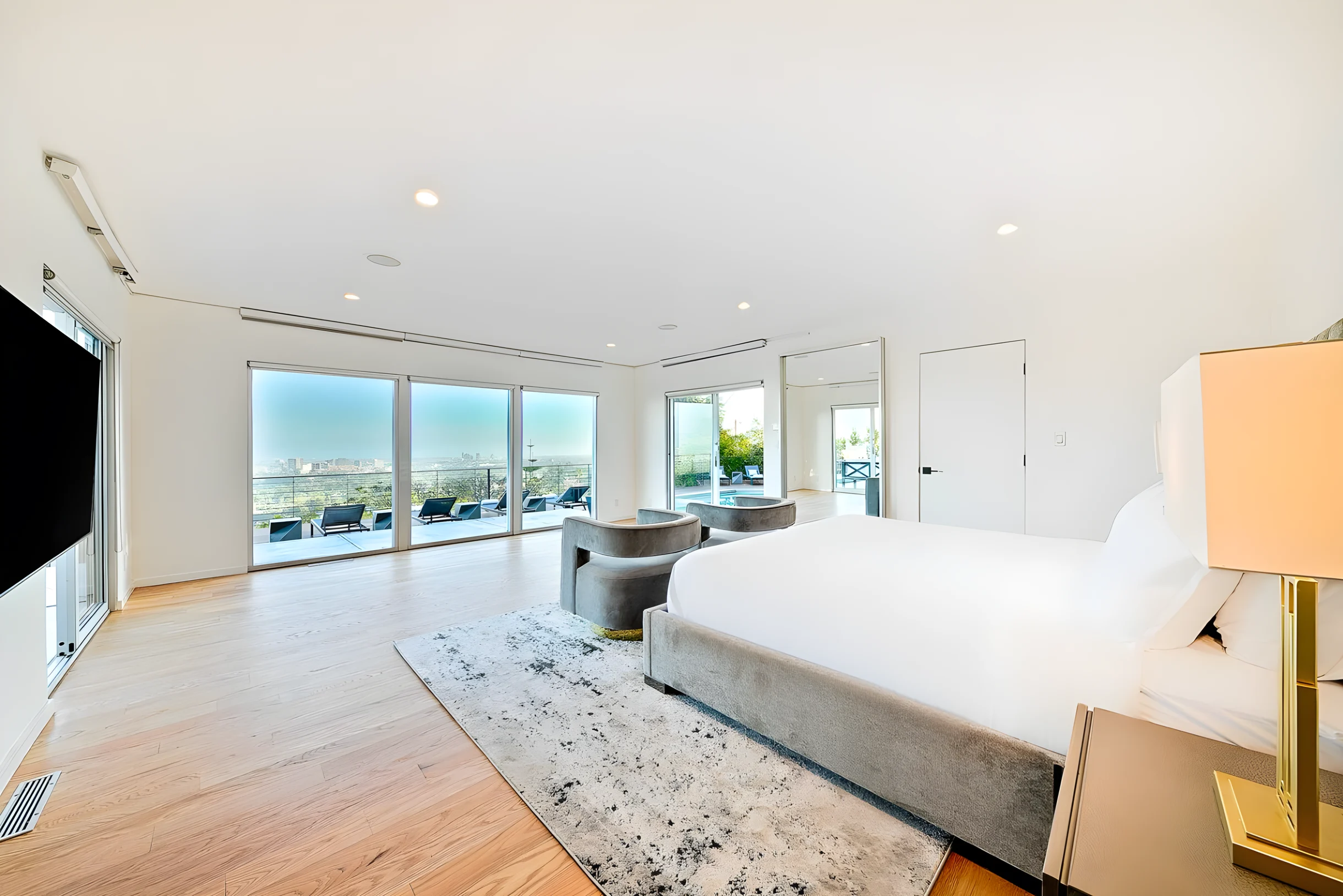 Wander Beverly Hills Glen