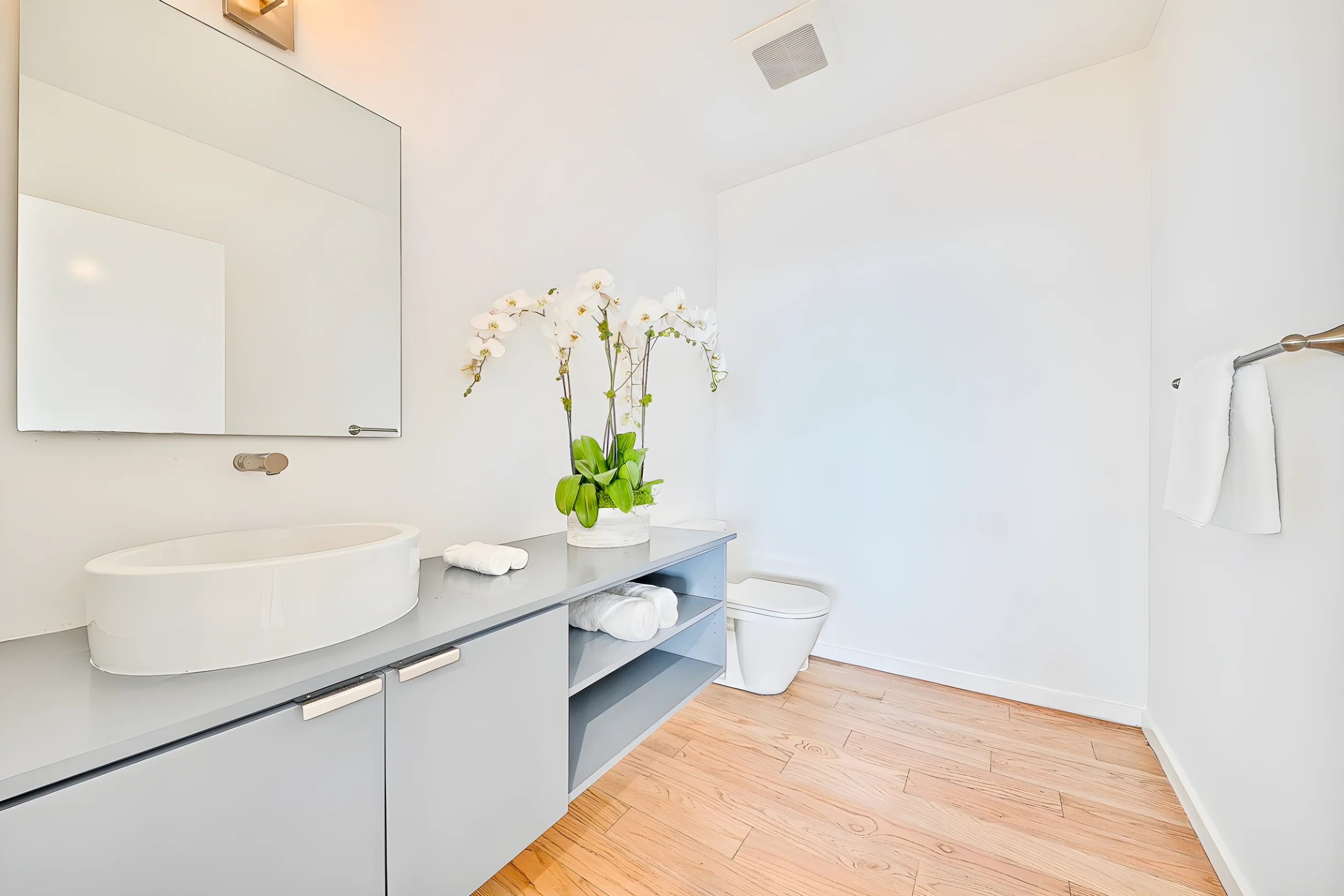 Stunning Modern Estate in BH | Pool, Spa, & Views #25