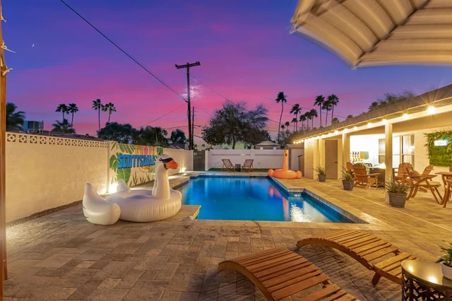 Wander Scottsdale Palmhouse #5