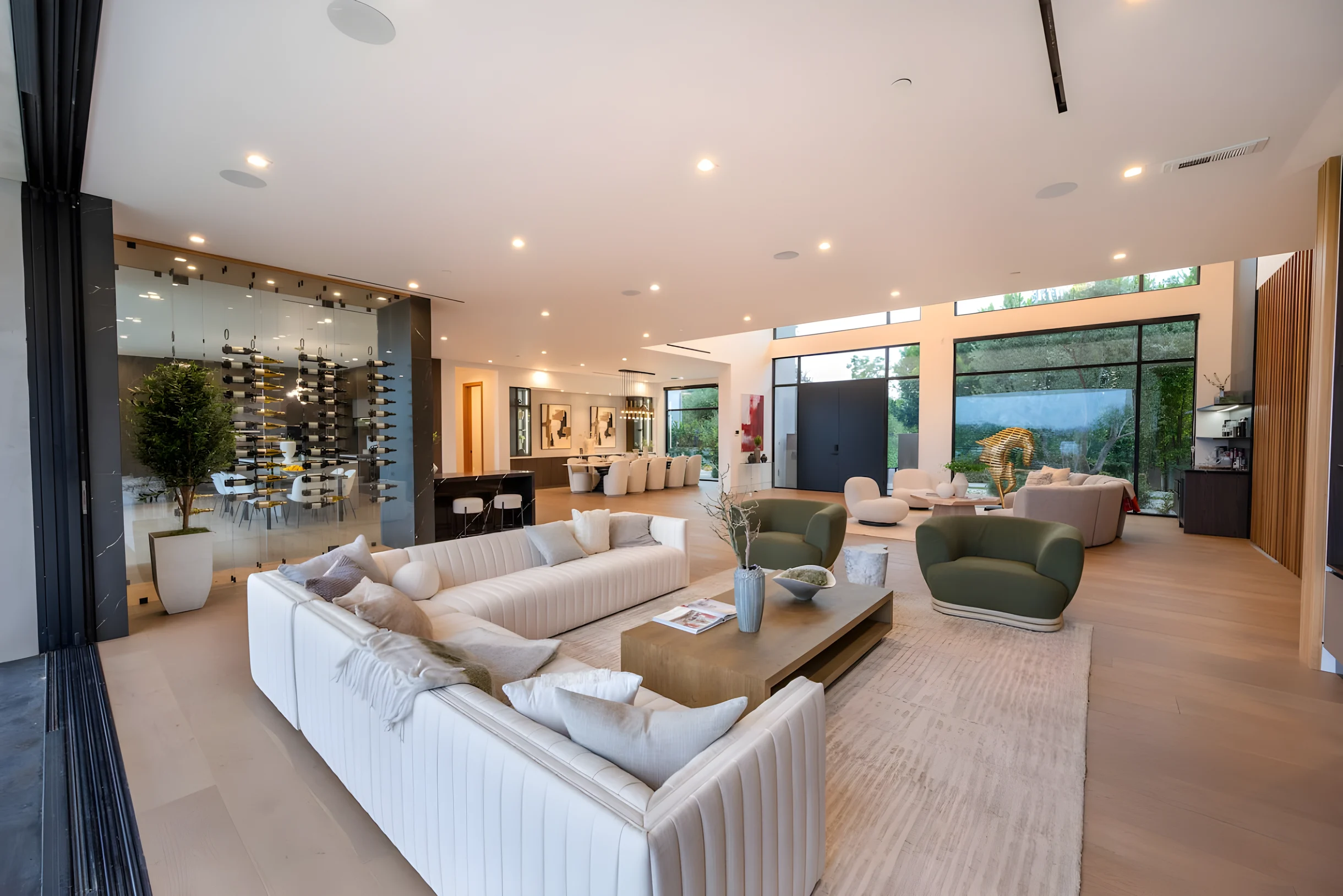 Royal Oaks Ultra-Luxury Resort #118