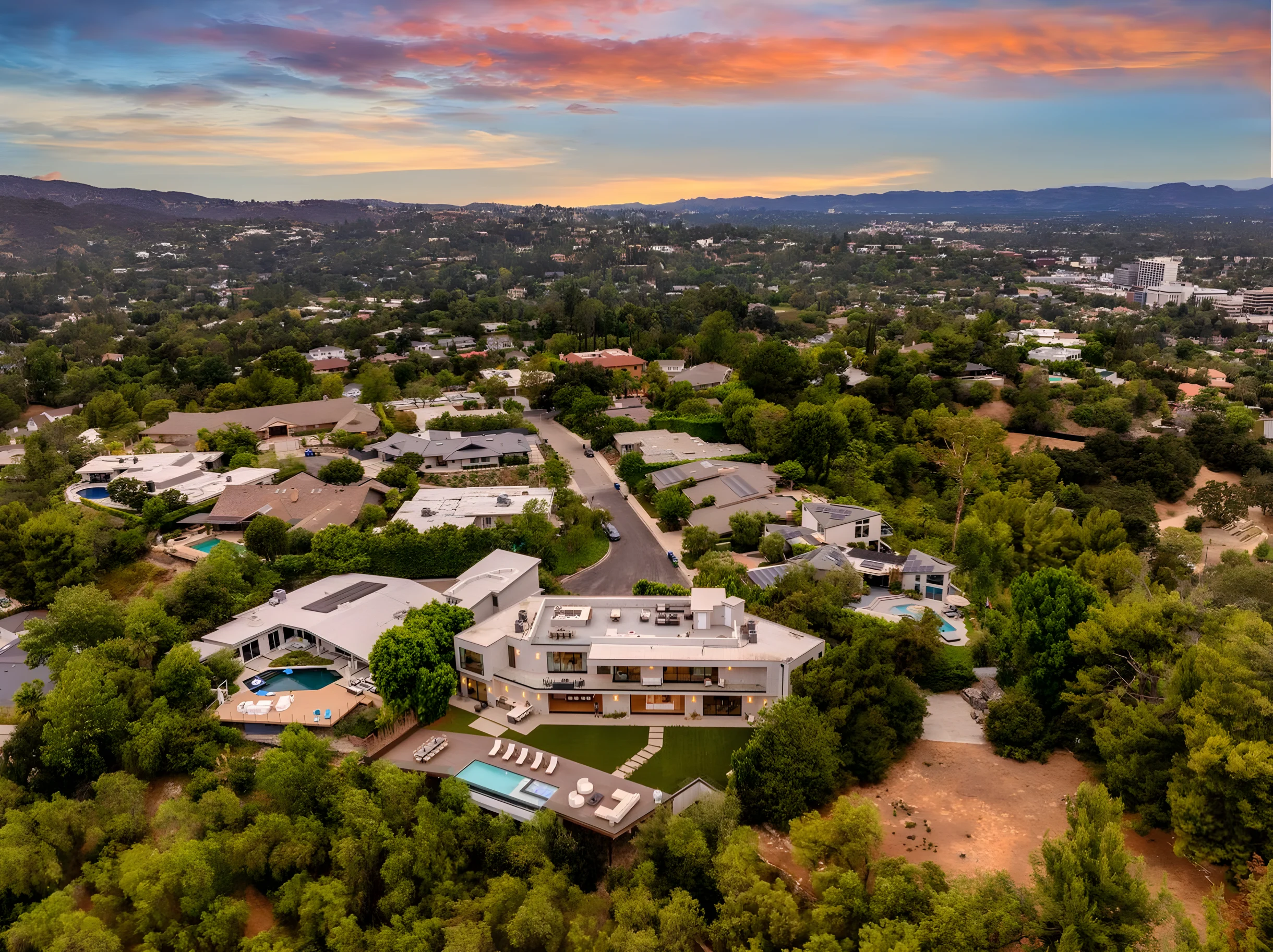 Royal Oaks Ultra-Luxury Resort #75