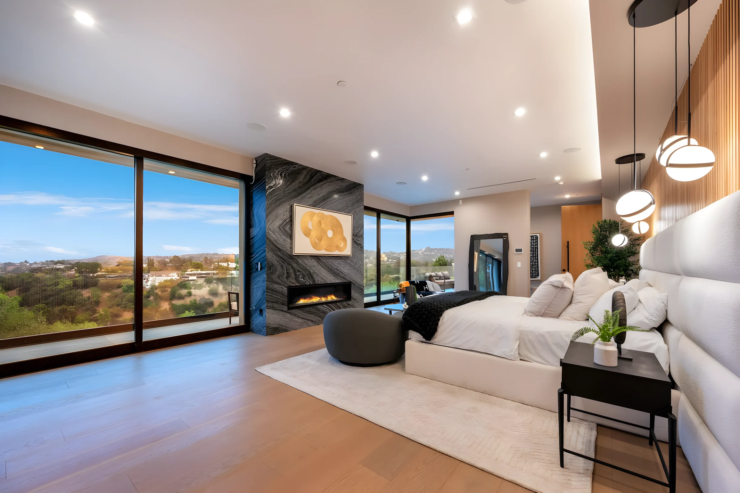 Royal Oaks Ultra-Luxury Resort #8