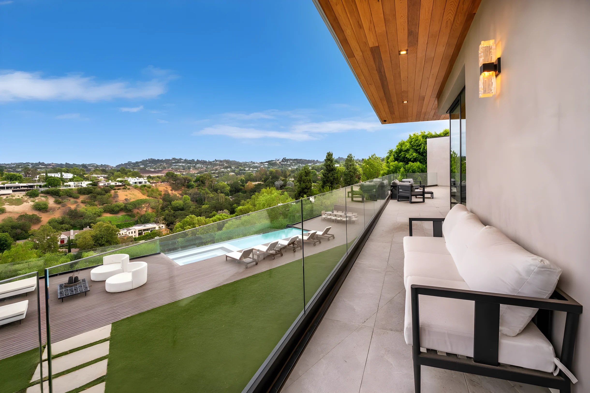 Royal Oaks Ultra-Luxury Resort #56