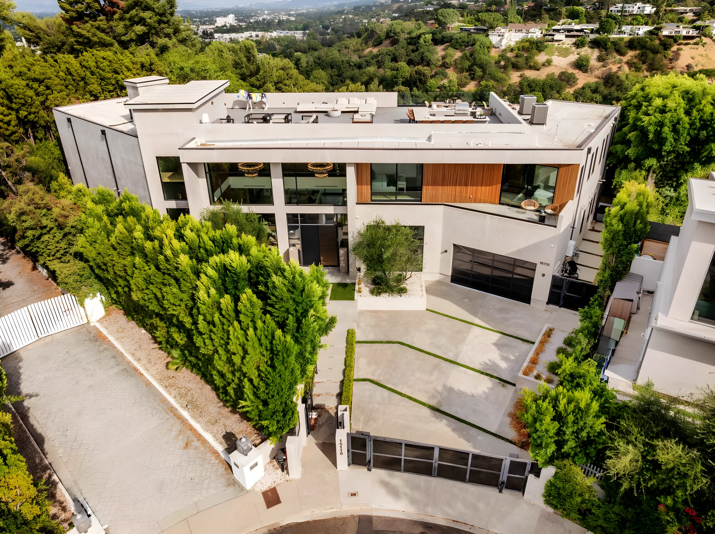 Royal Oaks Ultra-Luxury Resort #114