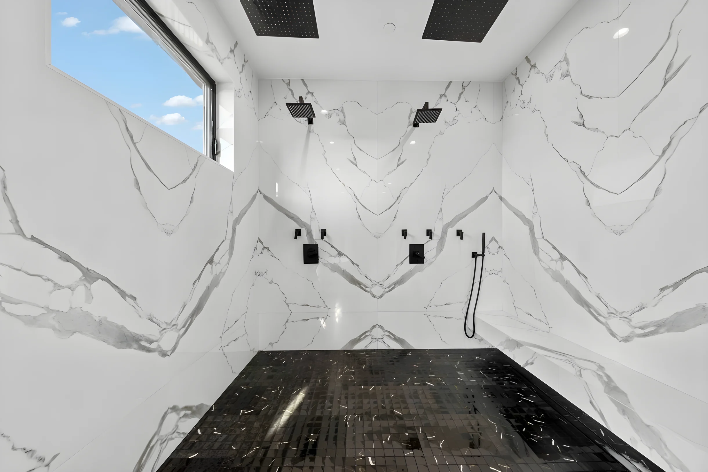 The Ultimate Luxury Villa W. Pool, Spa & Courts #74