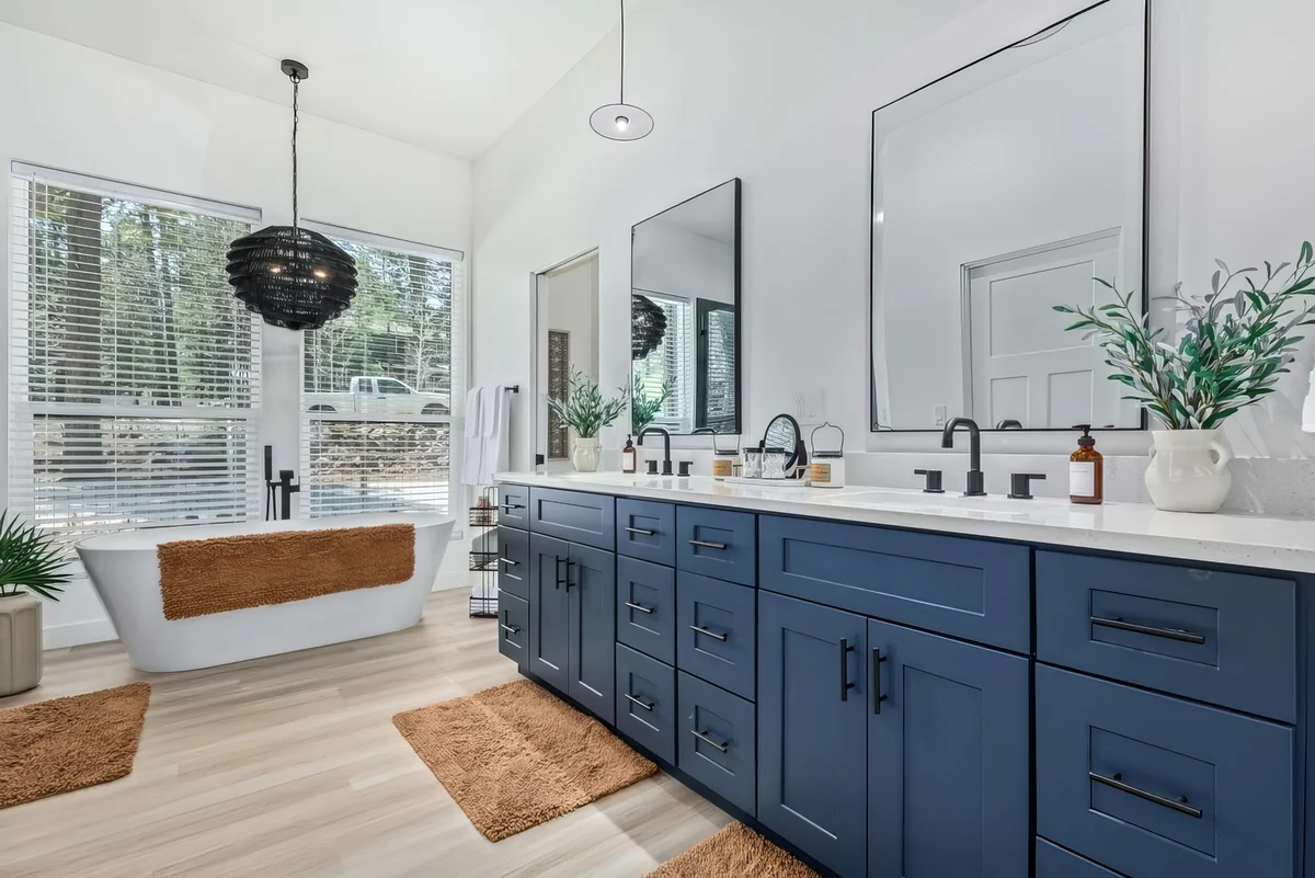 Wander Flagstaff Timber #19