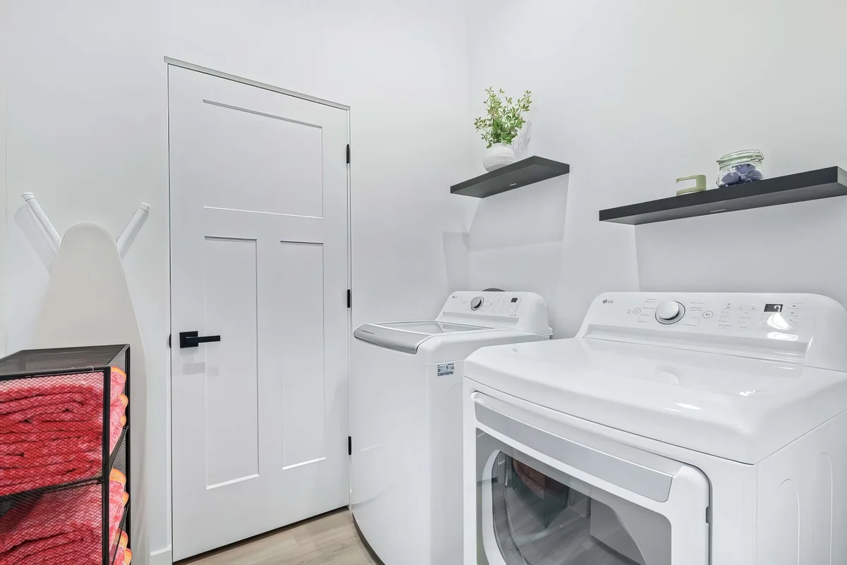 Wander Flagstaff Timber #11