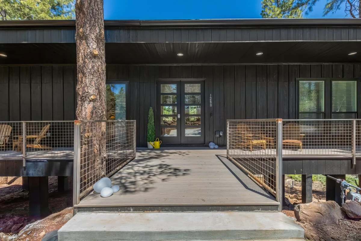 Wander Flagstaff Timber #24