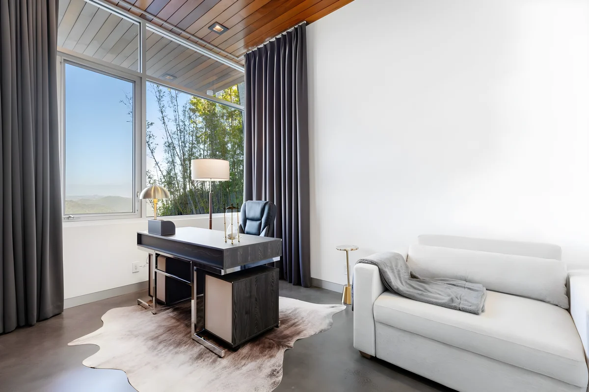 Wander Bel Air Canyon