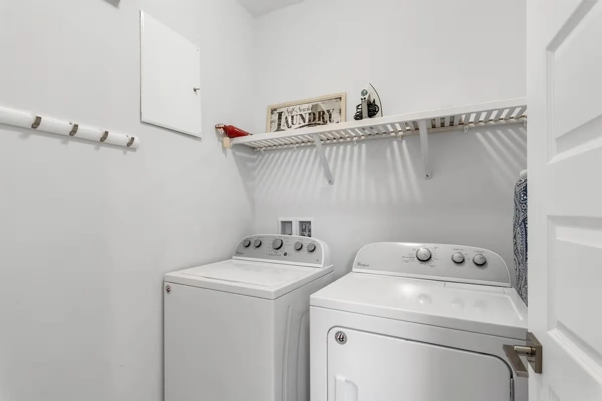 Wander Seagrove Change #6