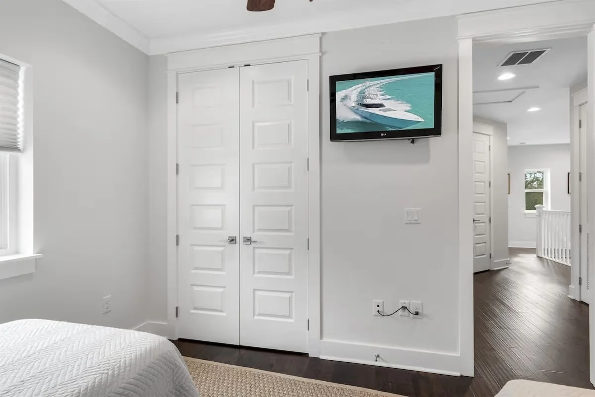 Wander Seagrove Change #24