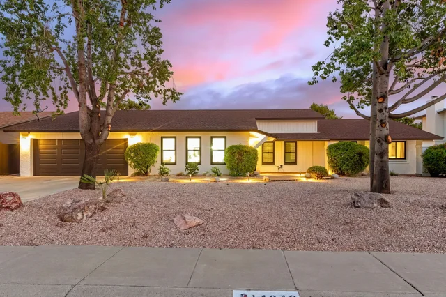 Wander Scottsdale Spires #4