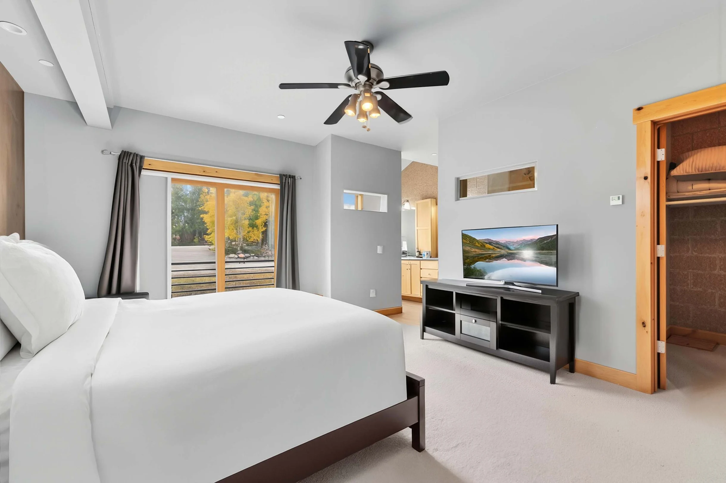 Wander Silverthorne Getaway #36