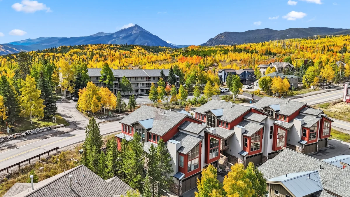 Wander Silverthorne Getaway #75