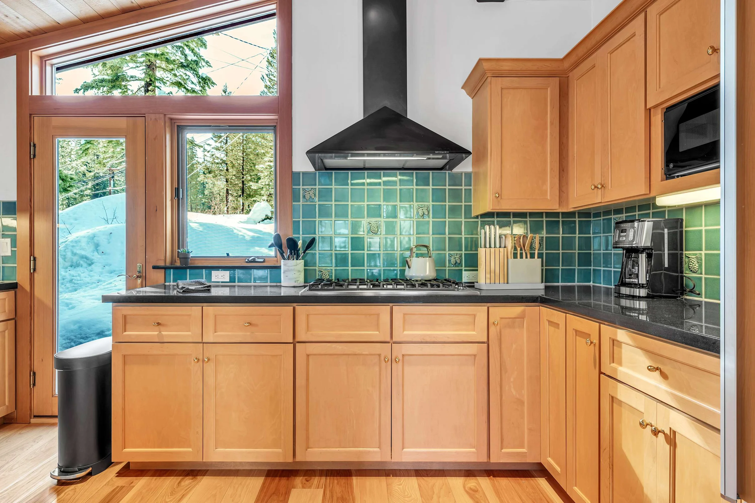 Wander Alpine Meadows #31