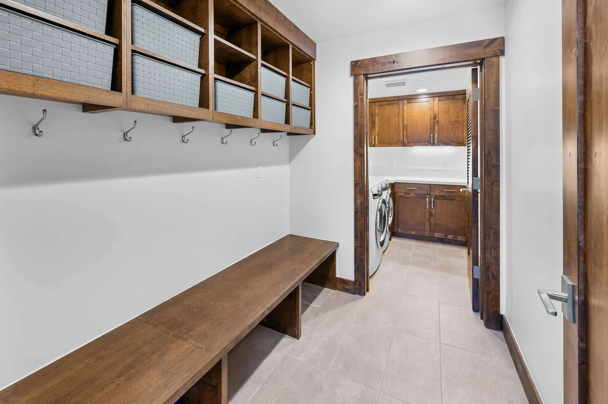 Wander Truckee Vista